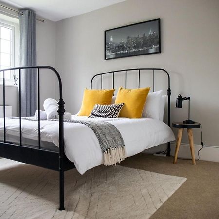 Guestready - Homely Leeds City Apartment Sleep 4 Meanwood Bagian luar foto