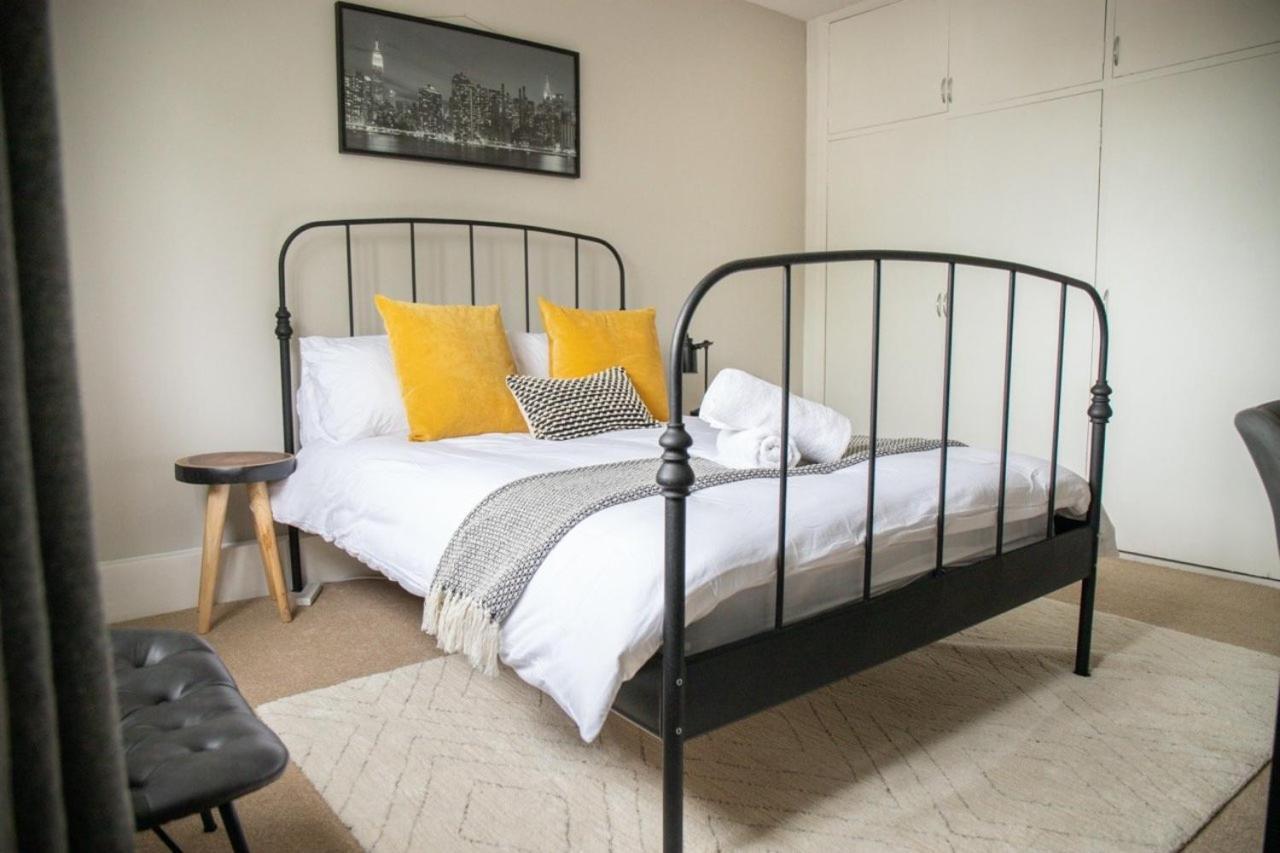 Guestready - Homely Leeds City Apartment Sleep 4 Meanwood Bagian luar foto