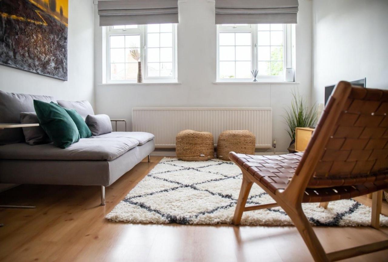 Guestready - Homely Leeds City Apartment Sleep 4 Meanwood Bagian luar foto