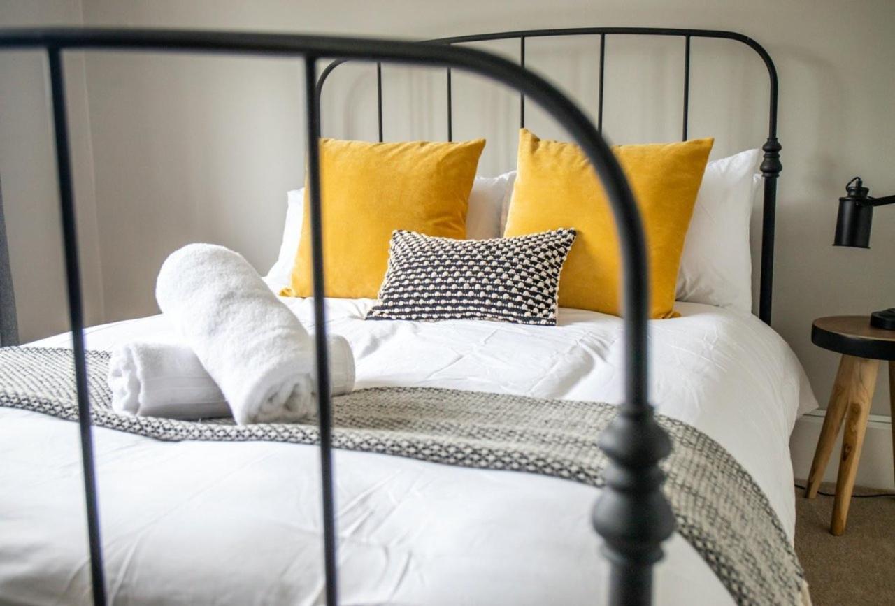 Guestready - Homely Leeds City Apartment Sleep 4 Meanwood Bagian luar foto