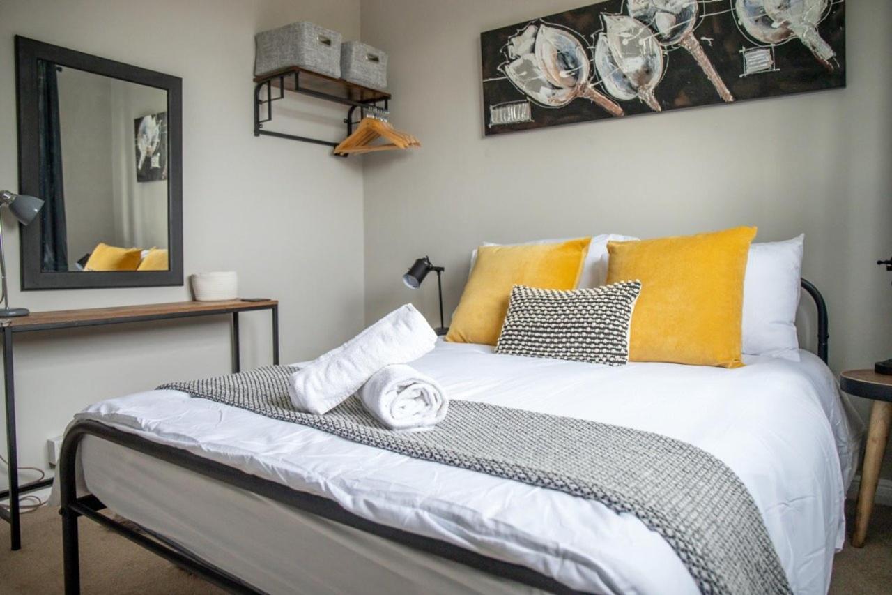 Guestready - Homely Leeds City Apartment Sleep 4 Meanwood Bagian luar foto