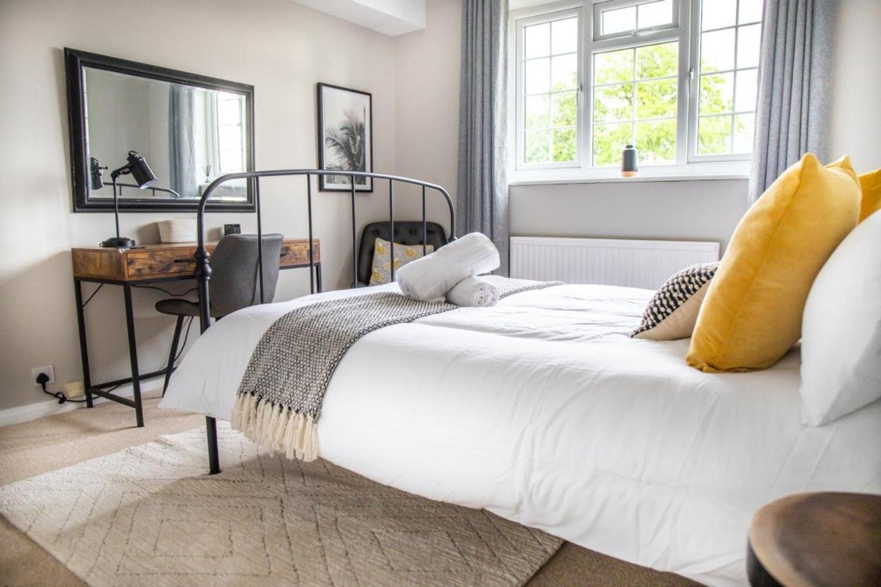 Guestready - Homely Leeds City Apartment Sleep 4 Meanwood Bagian luar foto